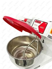 10 Kg Kapaklı Hamur Yoğurma Makinesi